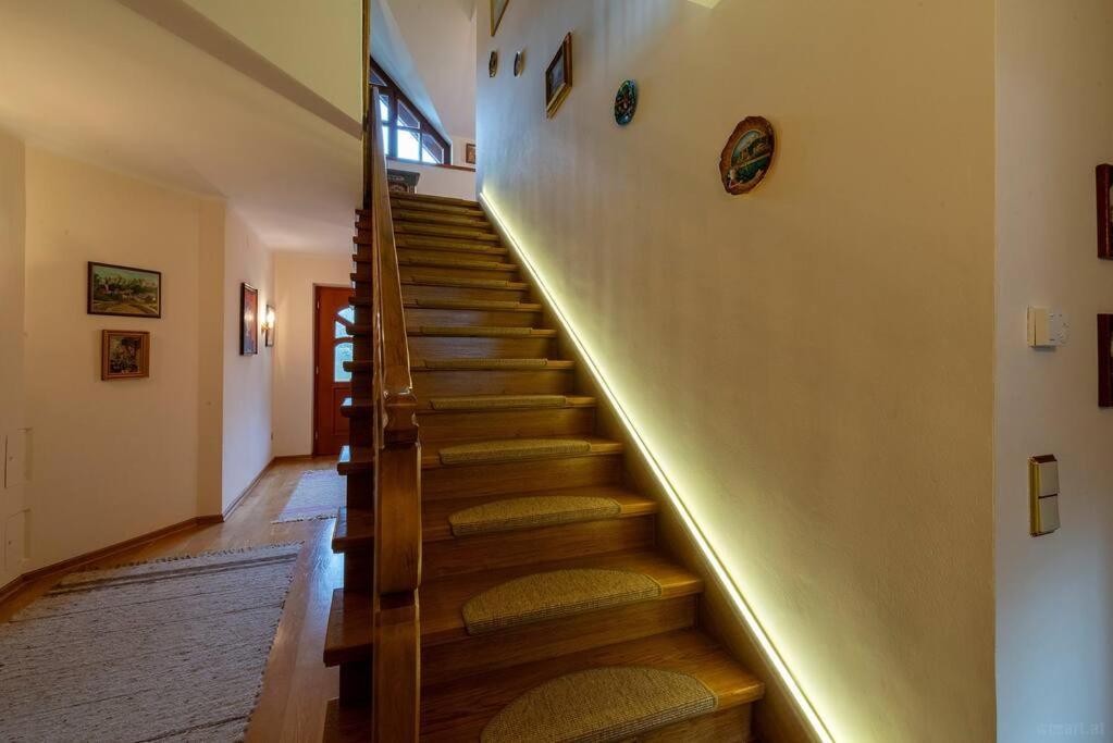 Luxus Alpenparadies Nahe Salzburg Sauna & Whirlpool Adnet Buitenkant foto